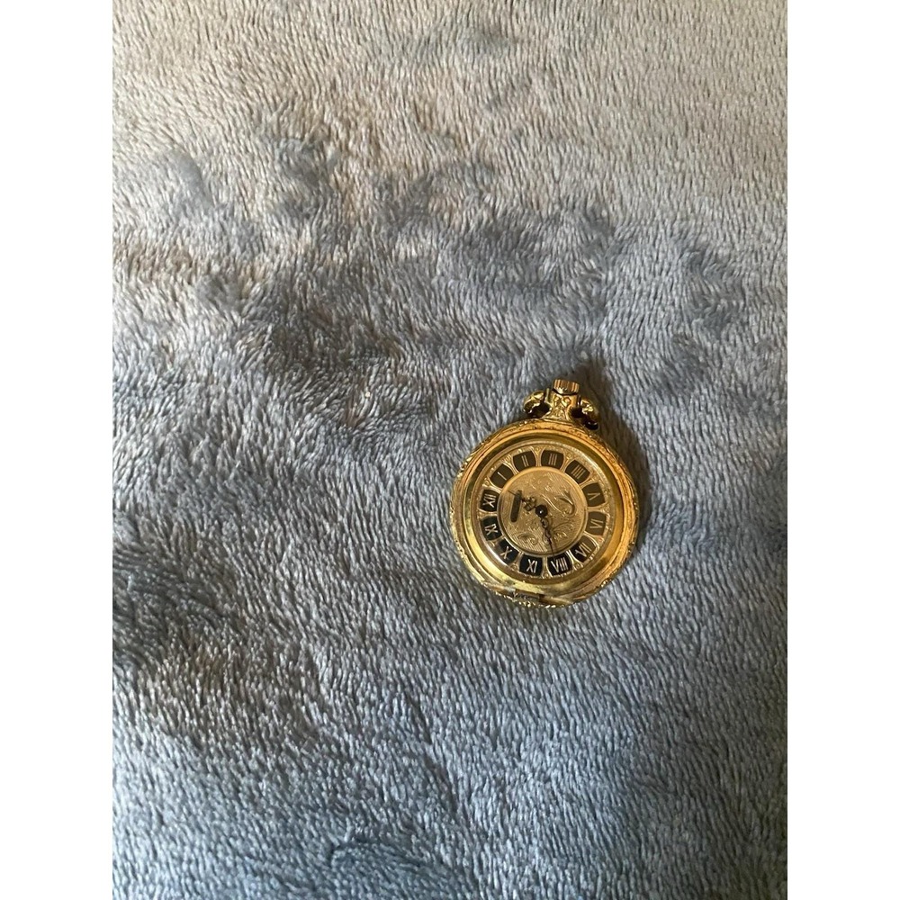 Waltham Vintage Watch Without The Face Cover With 18K GP 23 In Gold Necklace
